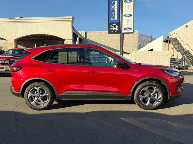 2025 Ford Escape - Image 9 of 12