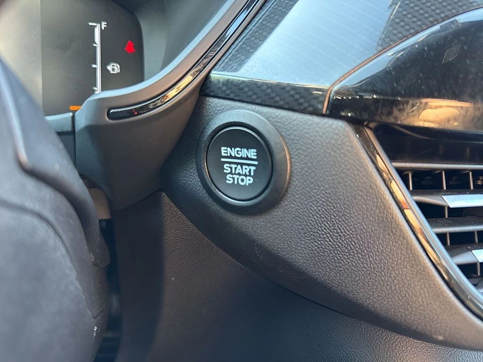 2025 Ford Escape - Image 20 of 31