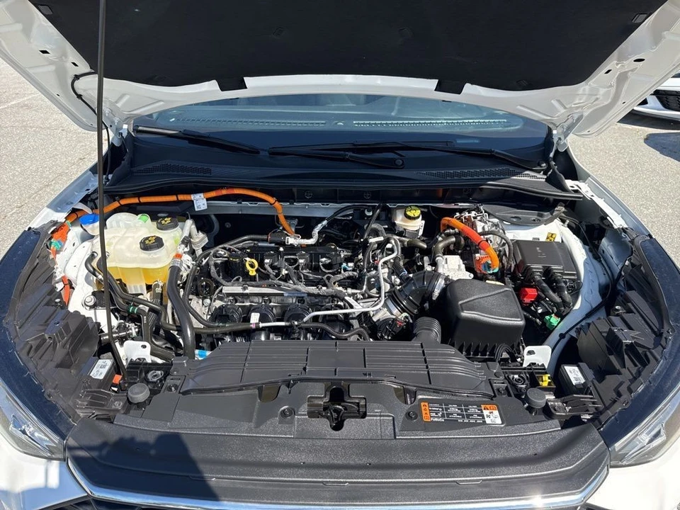 2025 Ford Escape - Image 31 of 31