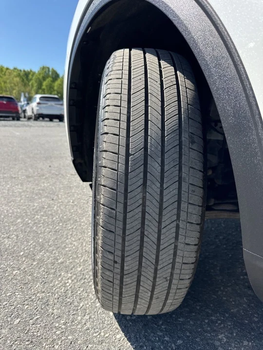 2025 Ford Escape - Image 29 of 31