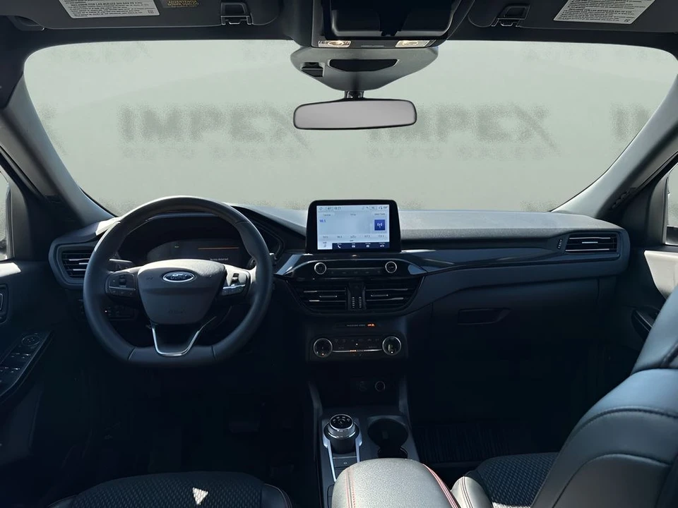 2025 Ford Escape - Image 12 of 31