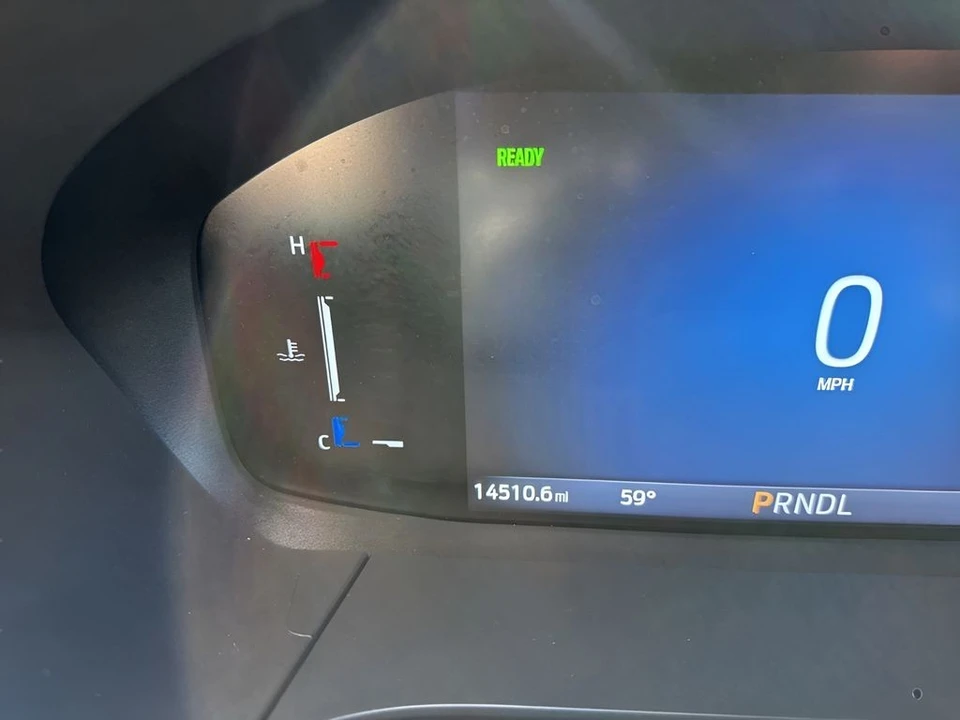 2025 Ford Escape - Image 22 of 31