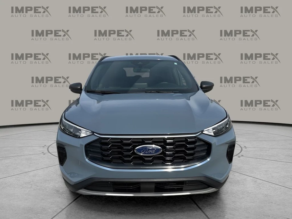 2025 Ford Escape - Image 8 of 21
