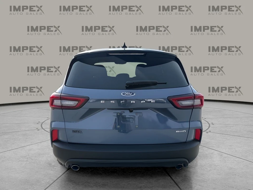 2025 Ford Escape - Image 4 of 21