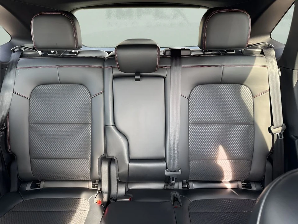 2025 Ford Escape - Image 11 of 21