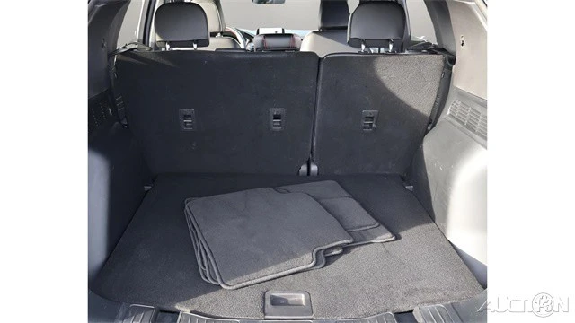 2025 Ford Escape - Image 17 of 21