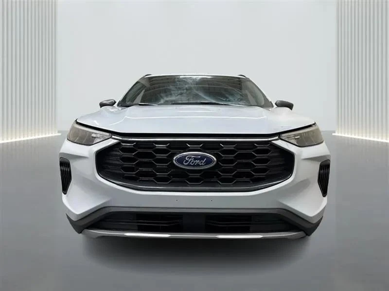 2025 Ford Escape - Image 8 of 12