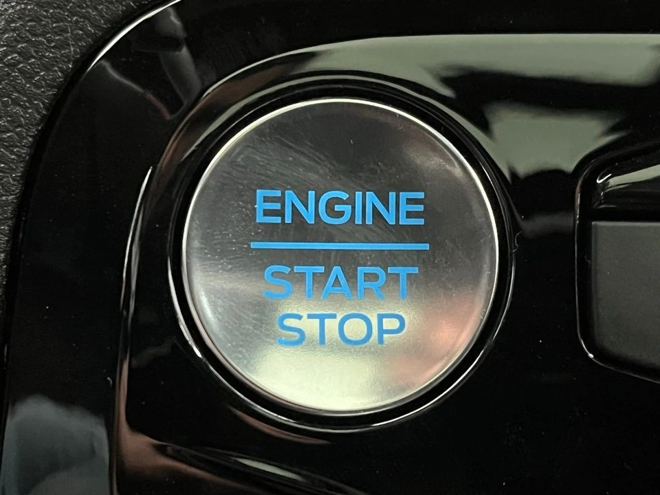 2025 Ford Escape - Image 4 of 12