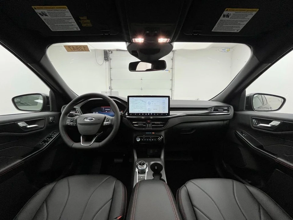 2025 Ford Escape - Image 2 of 12