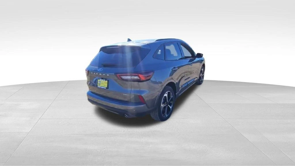 2025 Ford Escape - Image 8 of 21