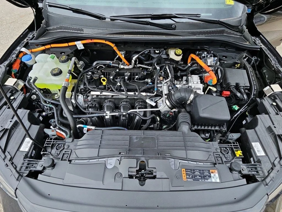 2025 Ford Escape - Image 21 of 21
