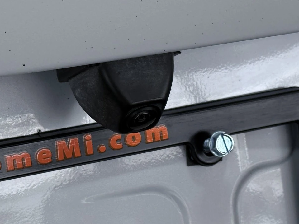 2025 Ford Escape - Image 18 of 31