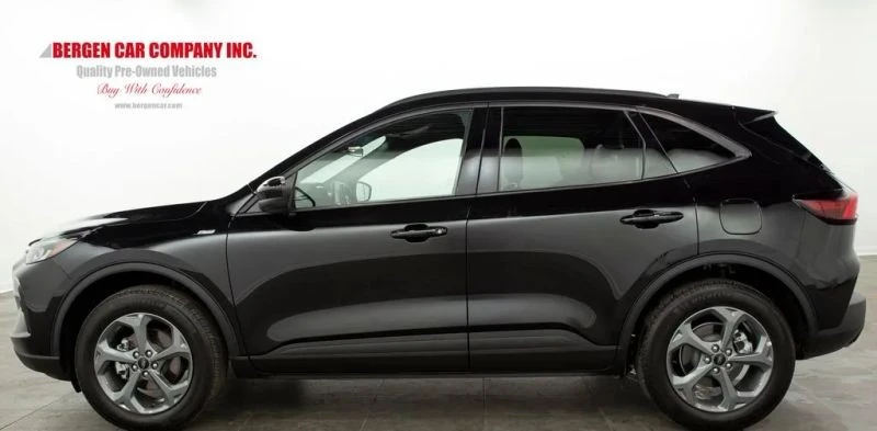 2025 Ford Escape - Image 5 of 12
