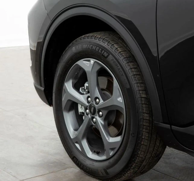 2025 Ford Escape - Image 7 of 12