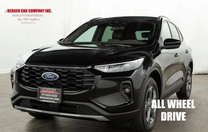 2025 Ford Escape - Image 4 of 12