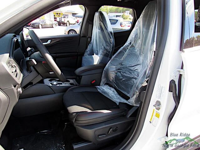 2025 Ford Escape - Image 11 of 21