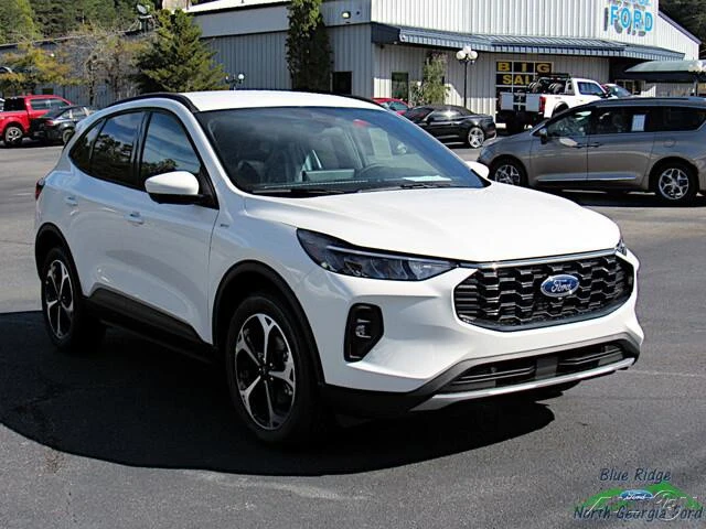 2025 Ford Escape - Image 4 of 21
