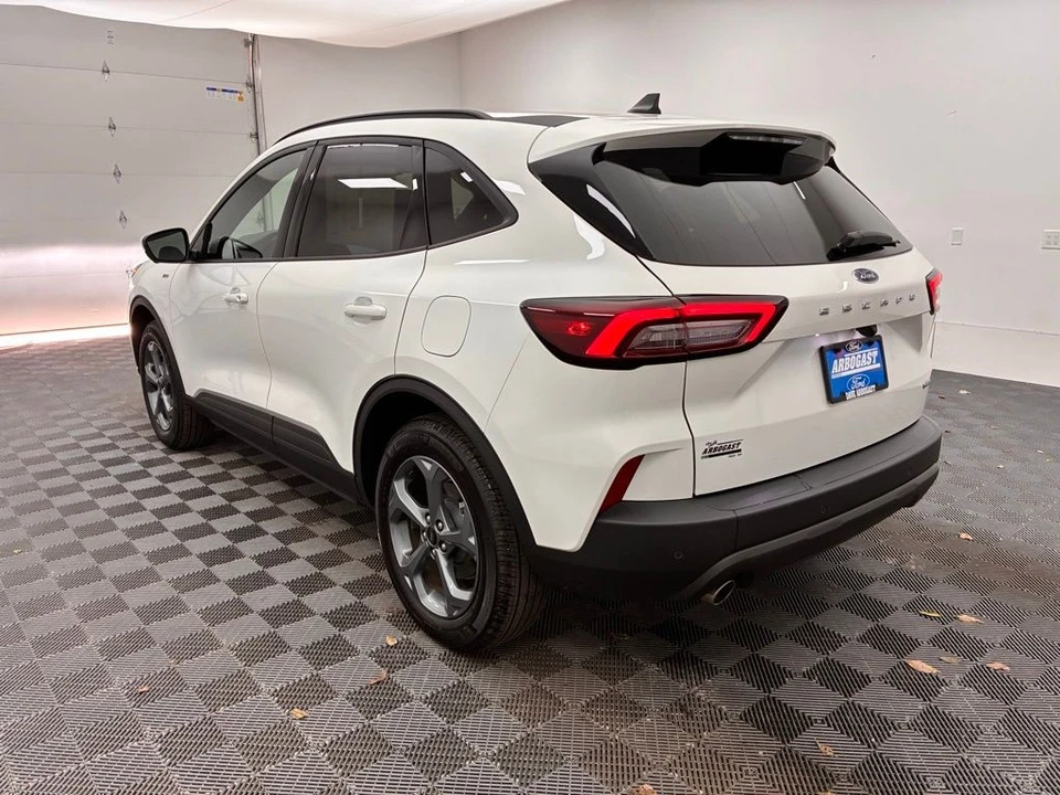 2025 Ford Escape - Image 12 of 12