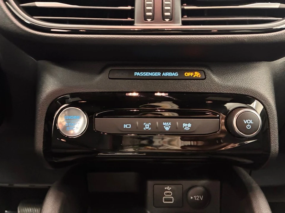 2025 Ford Escape - Image 5 of 12