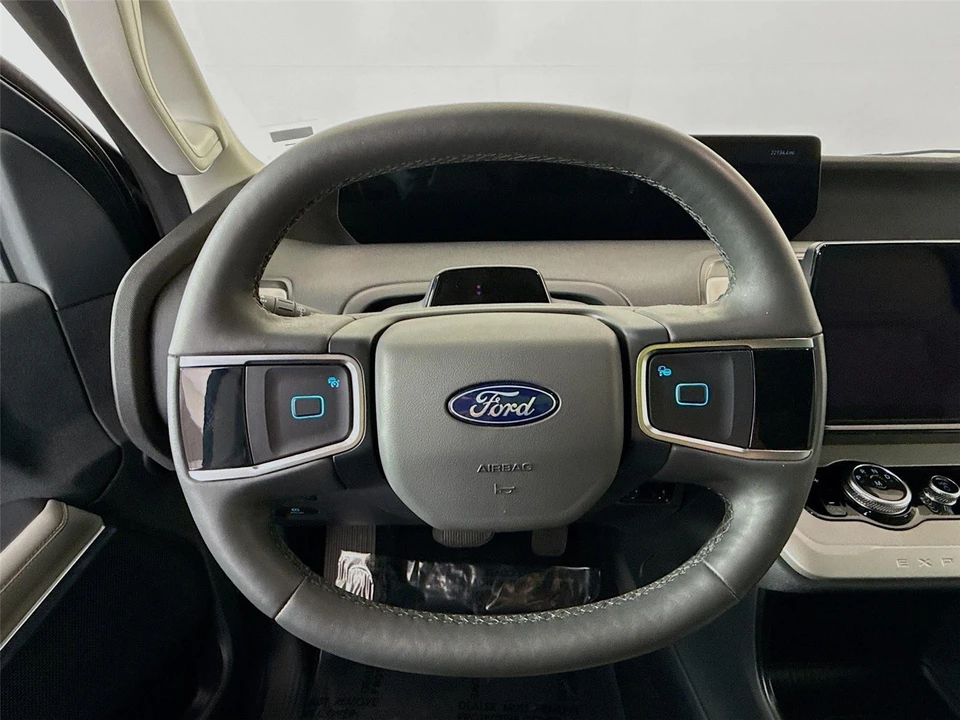 2025 Ford Expedition 5th Gen - Image 3 of 21