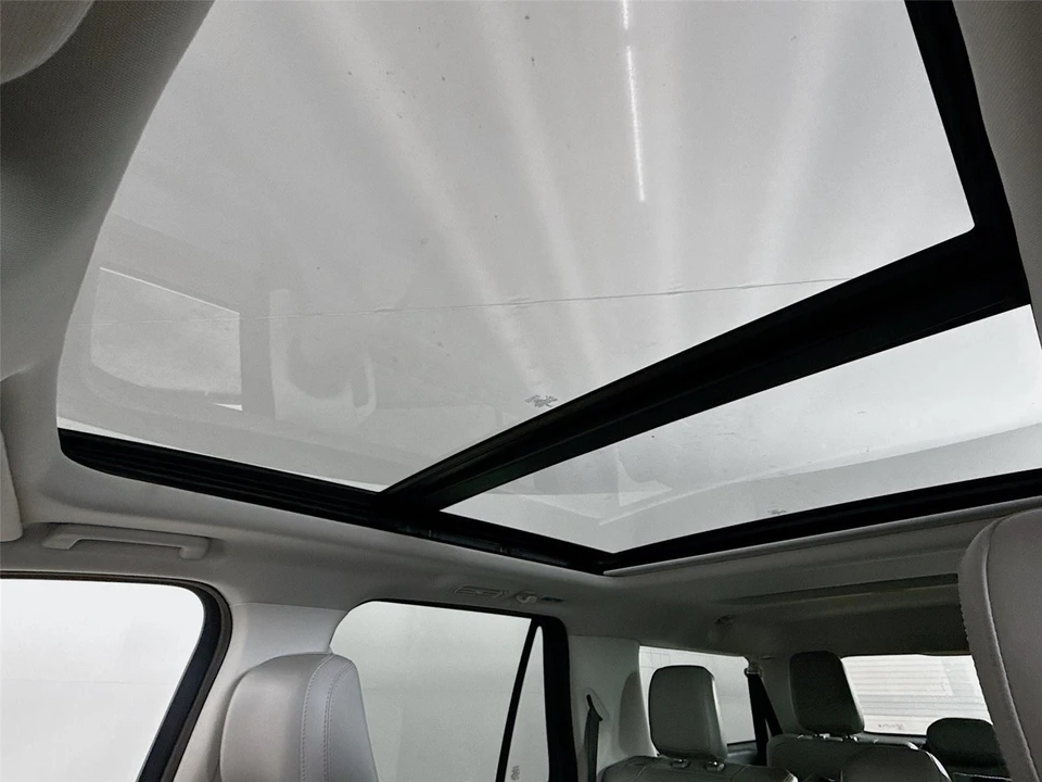 2025 Ford Expedition 5th Gen - Image 17 of 21