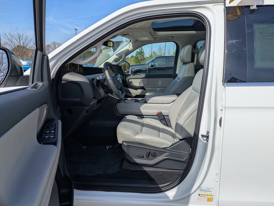 2025 Ford Expedition 5th Gen - Image 12 of 21
