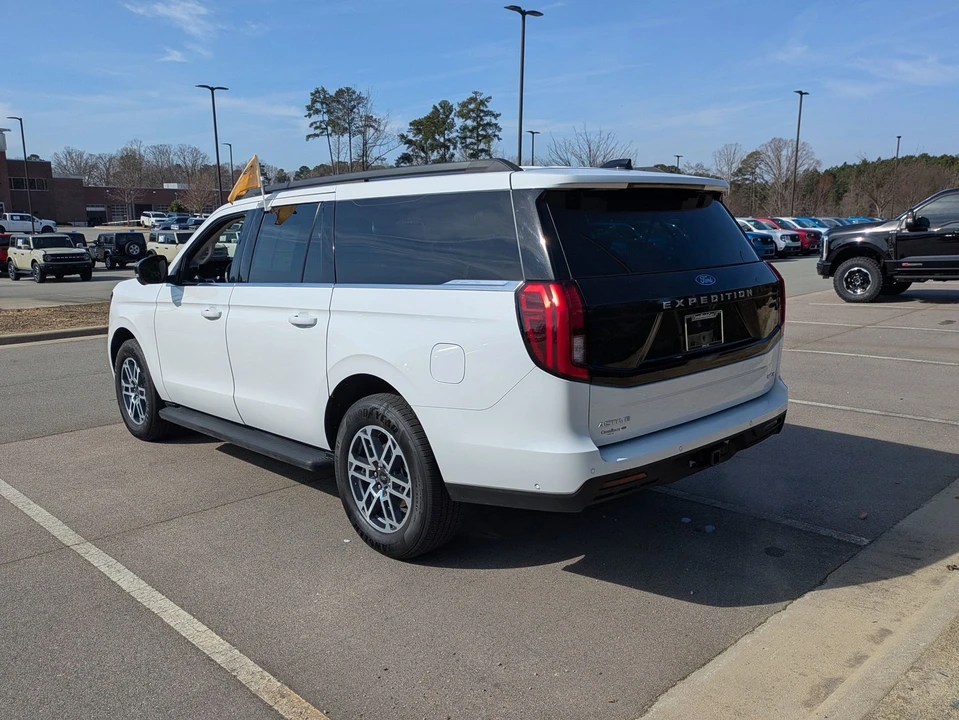 2025 Ford Expedition 5th Gen - Image 6 of 21