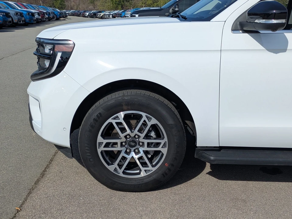 2025 Ford Expedition 5th Gen - Image 11 of 21