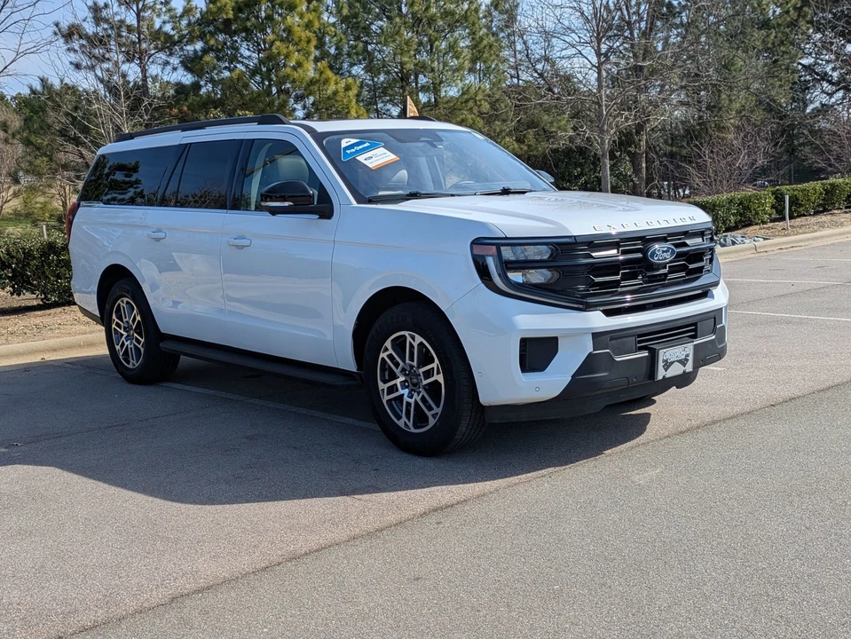 2025 Ford Expedition 5th Gen - Image 2 of 21