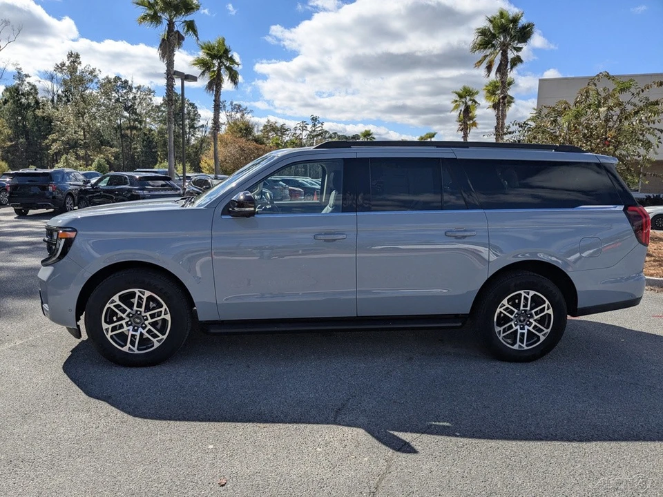 2025 Ford Expedition 5th Gen - Image 7 of 21