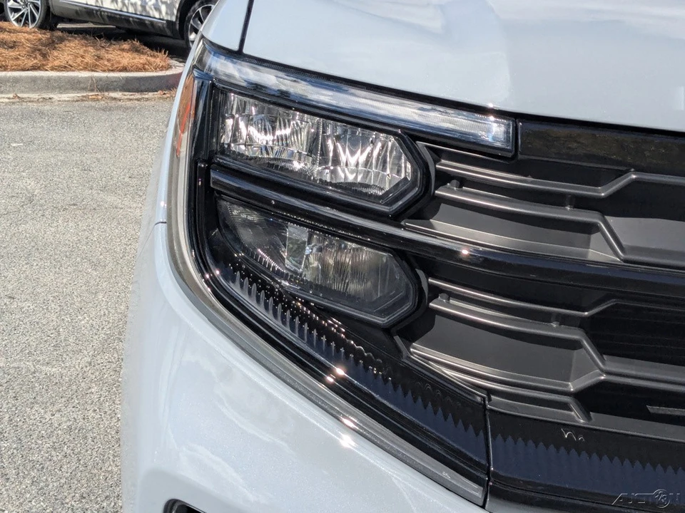2025 Ford Expedition 5th Gen - Image 11 of 21