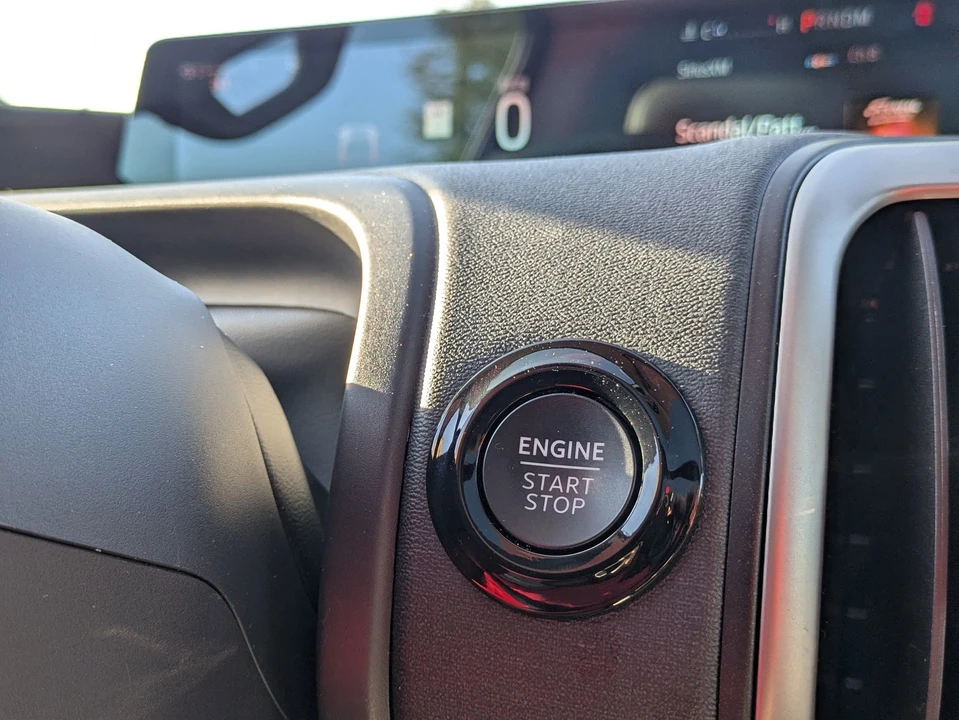 2025 Ford Expedition 5th Gen - Image 23 of 31