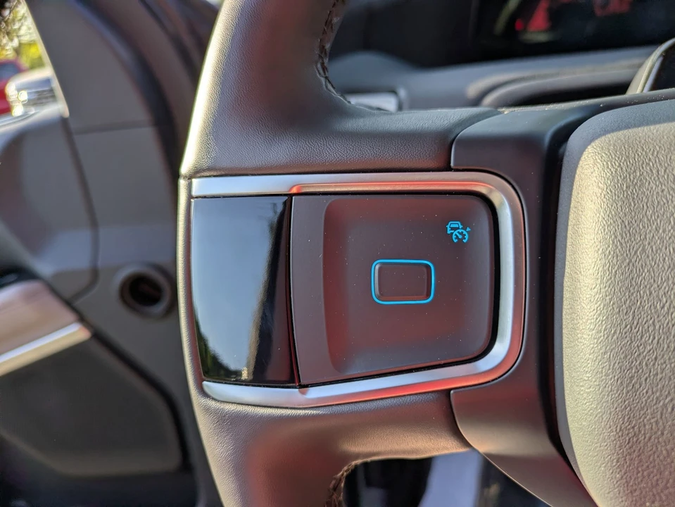 2025 Ford Expedition 5th Gen - Image 18 of 31