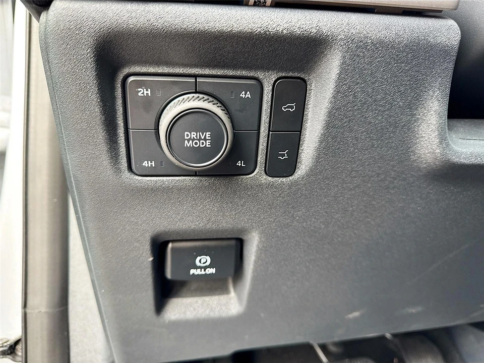 2025 Ford Expedition 5th Gen - Image 11 of 21