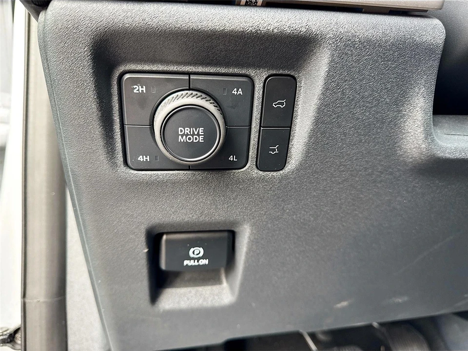 2025 Ford Expedition 5th Gen - Image 11 of 21