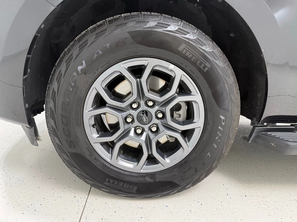 2025 Ford Expedition 5th Gen - Image 11 of 21