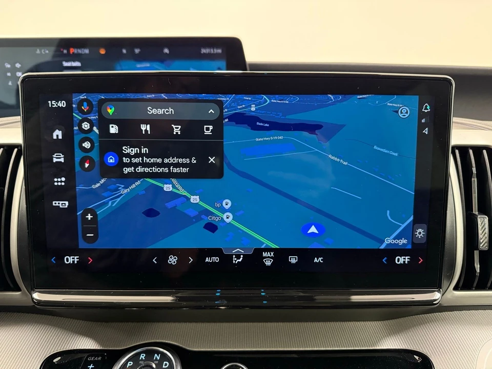 2025 Ford Expedition 5th Gen - Image 19 of 21