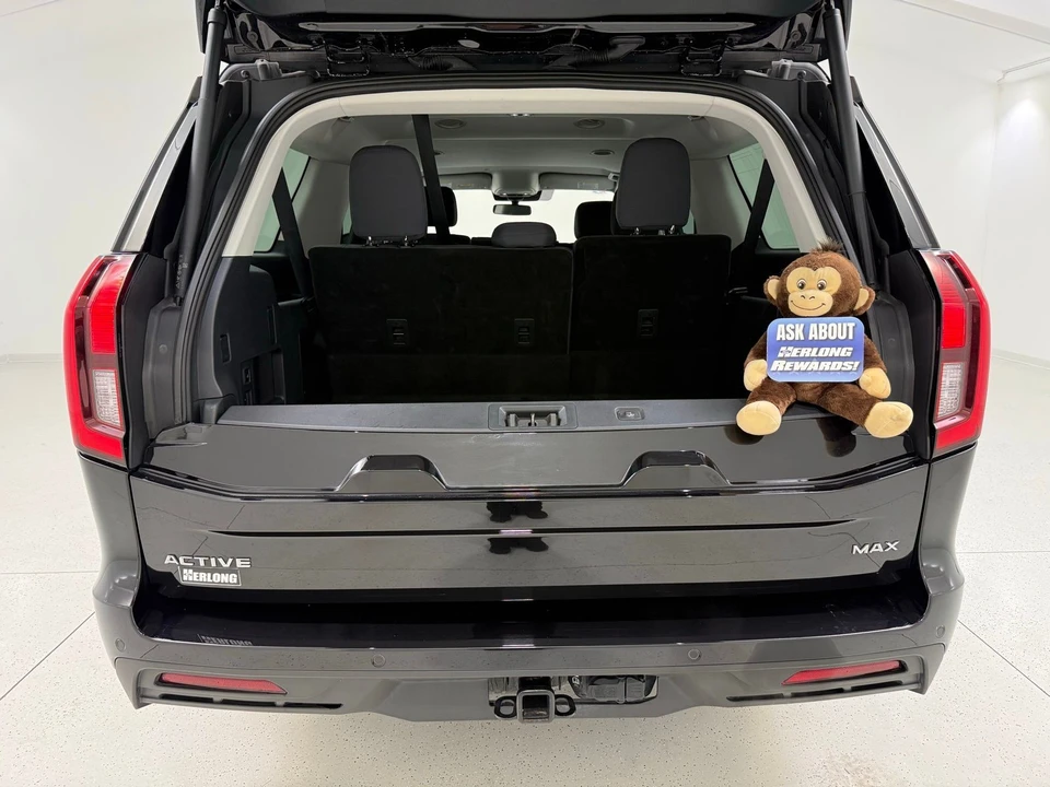 2025 Ford Expedition 5th Gen - Image 8 of 21