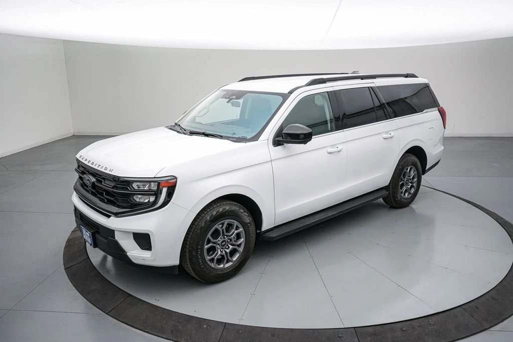 2025 Ford Expedition 5th Gen - Image 9 of 21