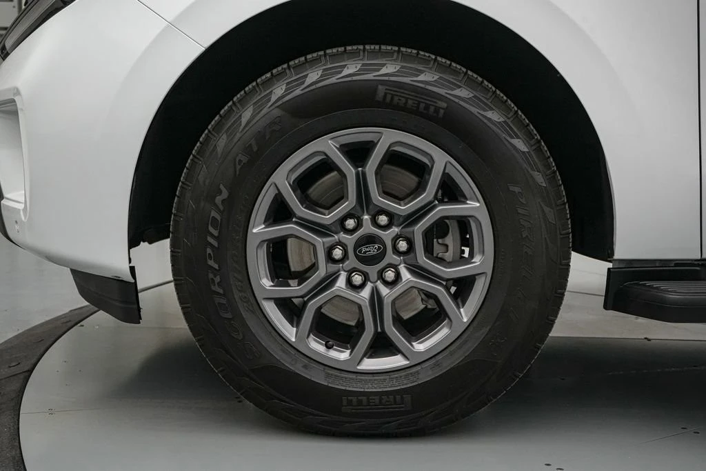2025 Ford Expedition 5th Gen - Image 11 of 21