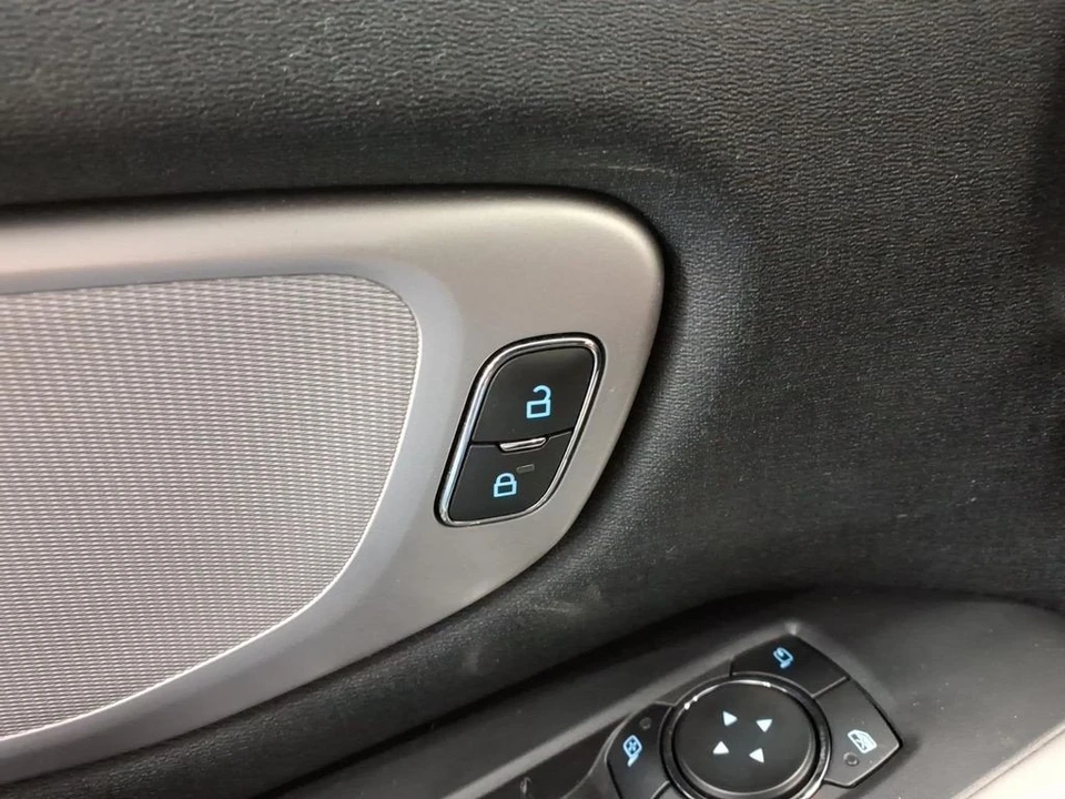 2025 Ford Expedition 5th Gen - Image 14 of 21
