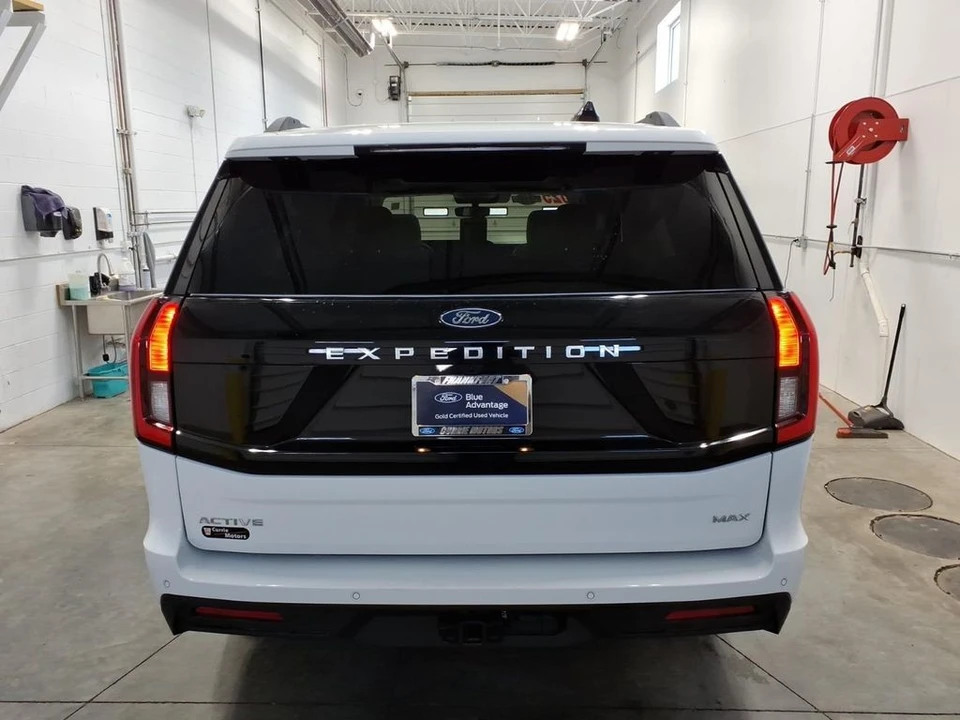 2025 Ford Expedition 5th Gen - Image 5 of 21