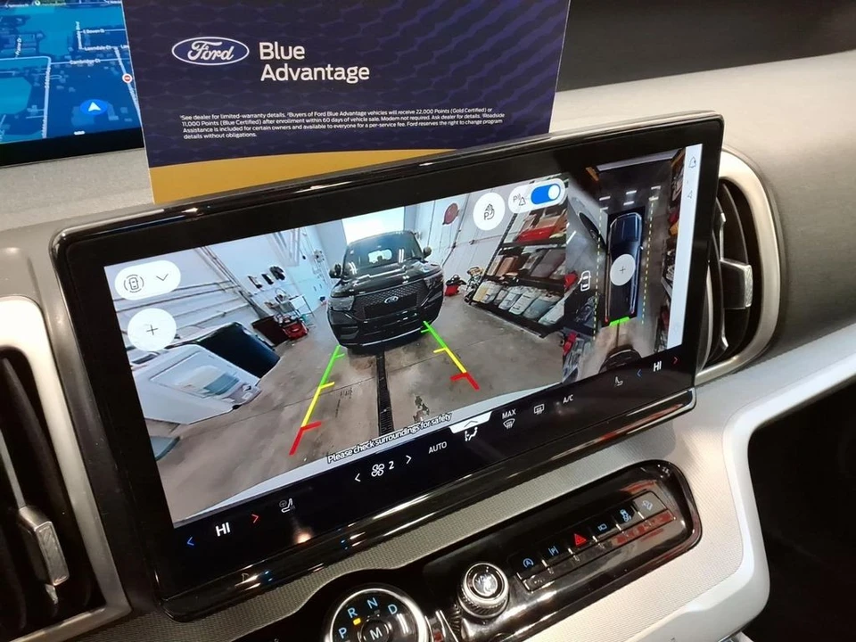 2025 Ford Expedition 5th Gen - Image 8 of 21