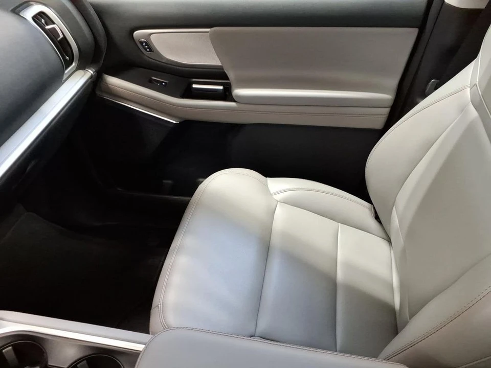 2025 Ford Expedition 5th Gen - Image 21 of 21