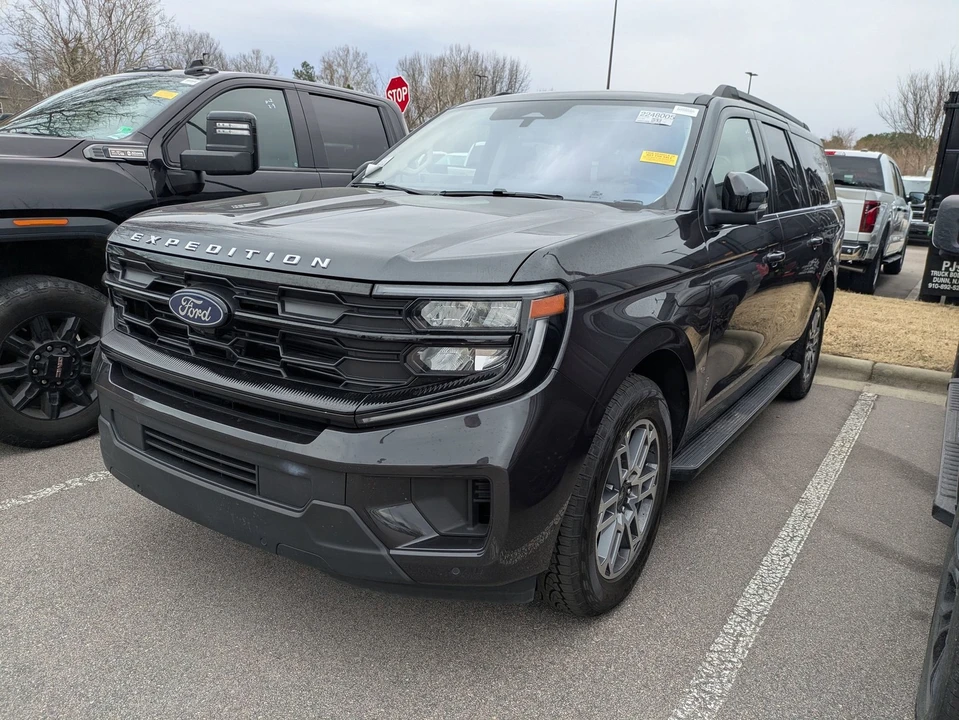 2025 Ford Expedition 5th Gen - Image 3 of 4