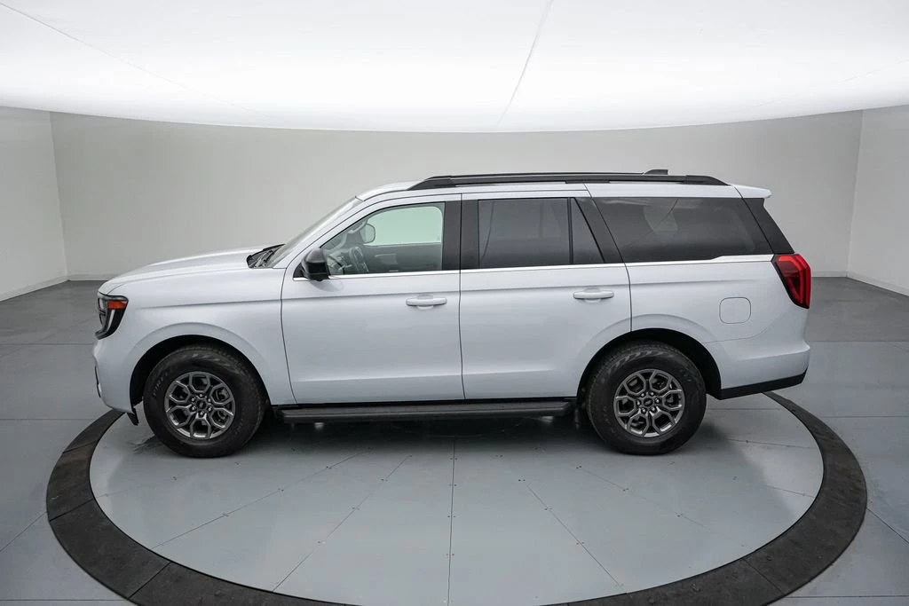 2025 Ford Expedition 5th Gen - Image 8 of 21