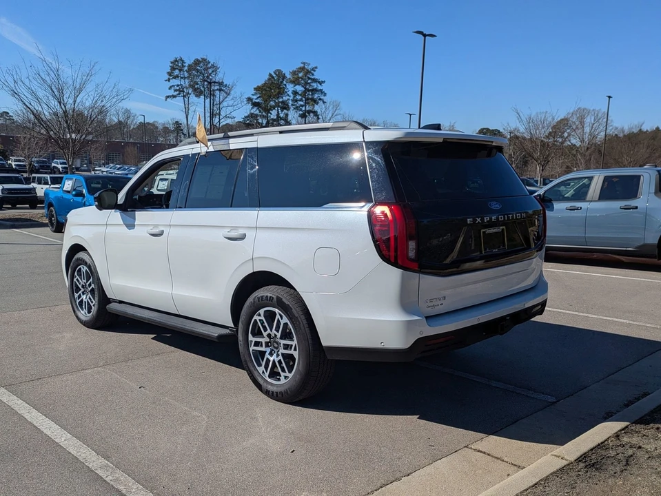 2025 Ford Expedition 5th Gen - Image 6 of 12