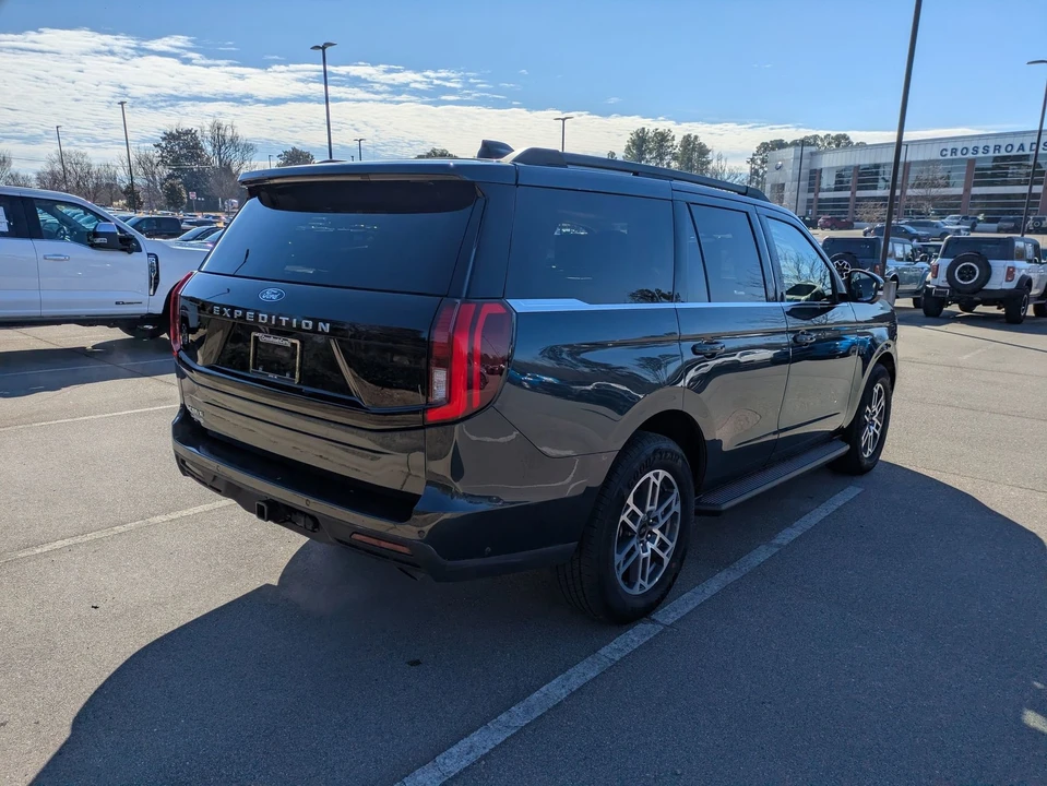 2025 Ford Expedition 5th Gen - Image 4 of 12