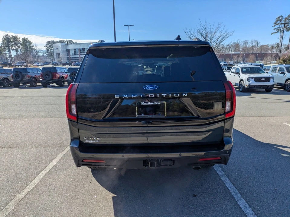 2025 Ford Expedition 5th Gen - Image 5 of 12