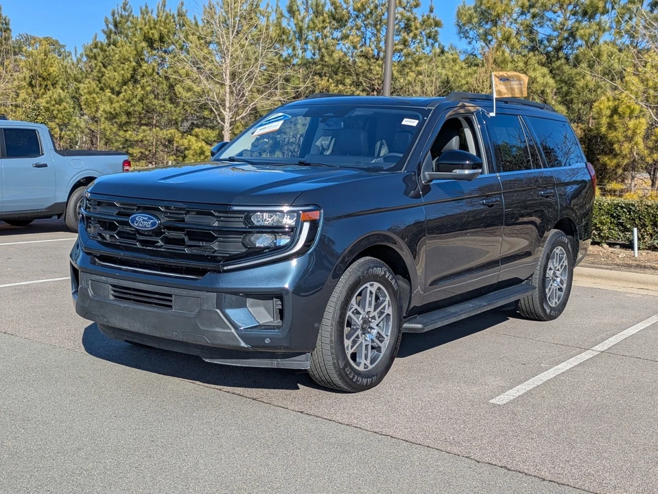 2025 Ford Expedition 5th Gen - Image 8 of 12